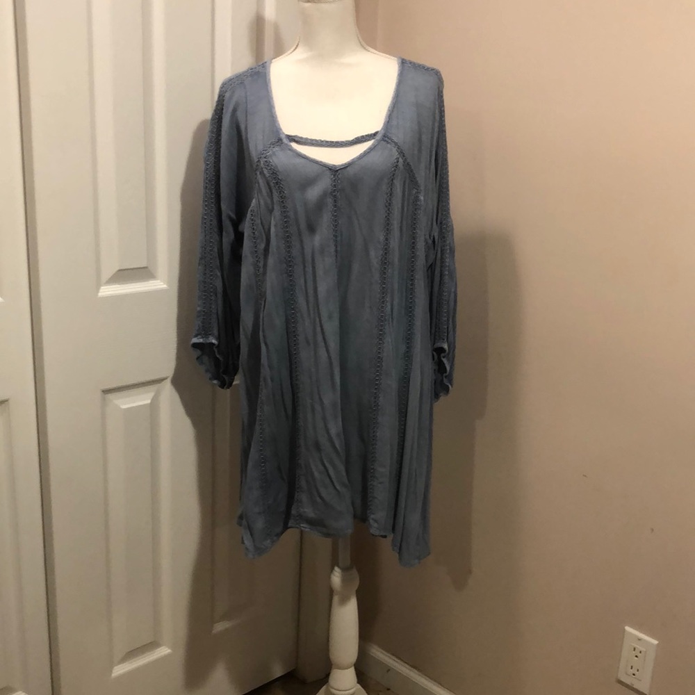 Cute Options V-Cutout Linen Tunic Top Size L